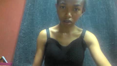 Snapshot of liaraisha chatting on September 18, 2025, 3:19 am liaraisha online show from September 18, 2025, 3:19 am