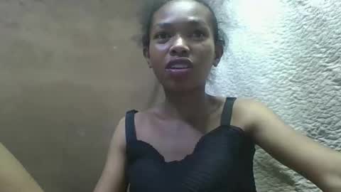 Snapshot of liaraisha chatting on September 29, 2025, 8:35 pm liaraisha online show from September 29, 2025, 8:35 pm