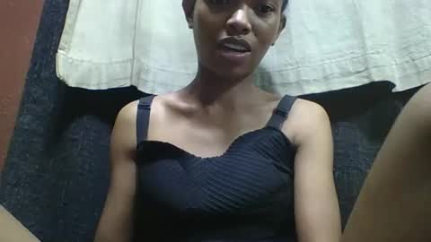 Snapshot of liaraisha chatting on October 5, 2025, 2:37 pm liaraisha online show from October 5, 2025, 2:37 pm