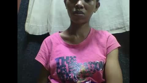 Snapshot of liaraisha chatting on October 6, 2025, 2:47 pm liaraisha online show from October 6, 2025, 2:47 pm