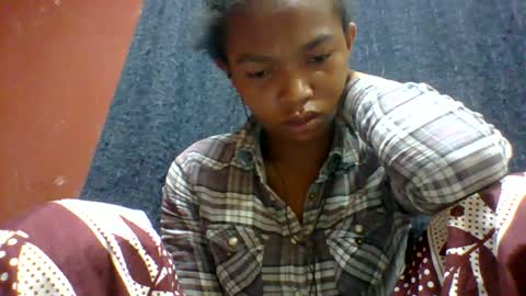 liaraisha online show from June 17, 2026, 3:31 am