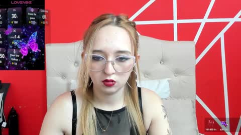 Snapshot of liaroberts1 chatting on January 12, 2025, 12:12 pm Lia Roberts online show from January 12, 2025, 12:12 pm