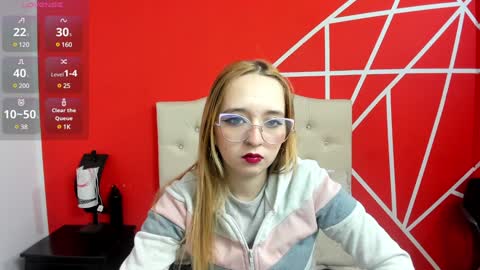 Snapshot of liaroberts1 chatting on January 14, 2025, 12:03 pm Lia Roberts online show from January 14, 2025, 12:03 pm
