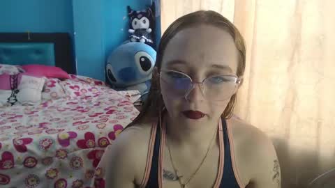 Snapshot of liaroberts1 chatting on February 27, 2025, 12:02 pm Lia Roberts online show from February 27, 2025, 12:02 pm