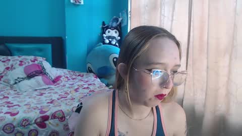 Snapshot of liaroberts1 chatting on March 8, 2025, 12:09 pm Lia Roberts online show from March 8, 2025, 12:09 pm