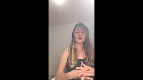 Snapshot of liarysmaag17 chatting on May 19, 2026, 1:56 am liarysmaag17 online show from May 19, 2026, 1:56 am