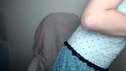Lia online show from April 25, 2026, 2:58 pm