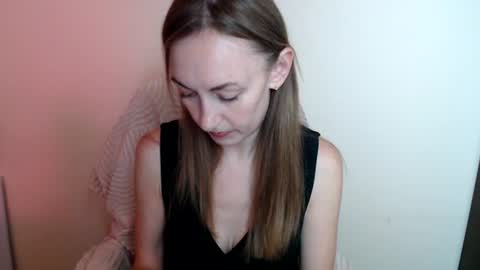 Lia online show from July 3, 2026, 11:27 am