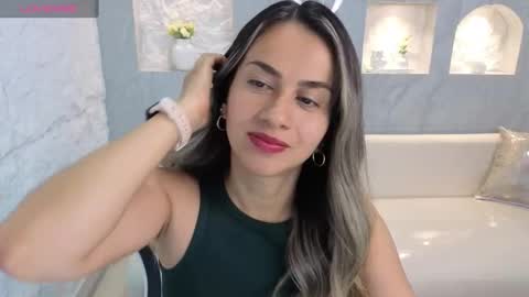 Snapshot of liat_white_tx chatting on September 24, 2025, 1:14 pm Online 800 to 1400 online show from September 24, 2025, 1:14 pm