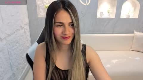 Snapshot of liat_white_tx chatting on October 4, 2025, 1:09 pm Online 800 to 1400 online show from October 4, 2025, 1:09 pm