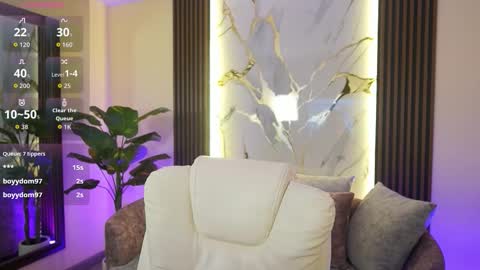 Snapshot of liawheeler chatting on December 17, 2025, 9:10 pm liawheeler online show from December 17, 2025, 9:10 pm