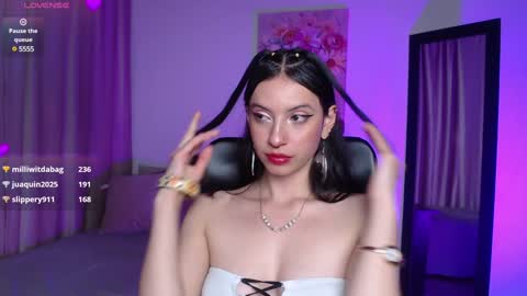 lia online show from January 17, 2025, 3:43 pm