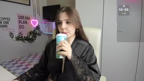 Snapshot of liawoow chatting on October 5, 2025, 1:31 pm Lia online show from October 5, 2025, 1:31 pm