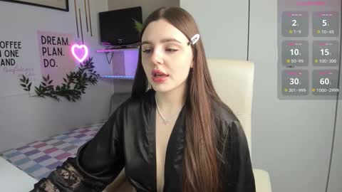 Snapshot of liawoow chatting on October 13, 2025, 1:44 pm Lia online show from October 13, 2025, 1:44 pm