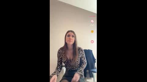 Lib ertine32 online show from March 19, 2026, 9:35 am