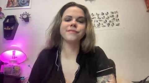 Libby Deetz online show from January 31, 2025, 10:42 am