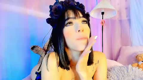 Snapshot of liccy_hall chatting on April 19, 2026, 6:10 pm Valentina Hall online show from April 19, 2026, 6:10 pm
