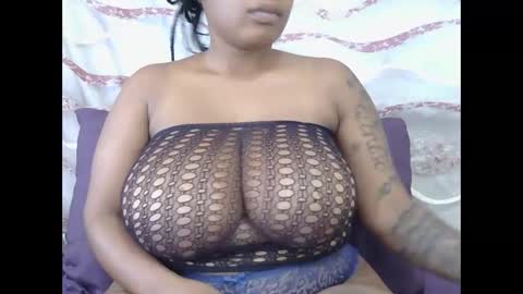 lickabletash98 online show from January 24, 2025, 9:17 am