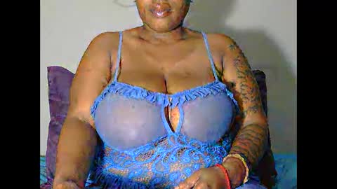 lickabletash98 online show from February 11, 2025, 5:16 am
