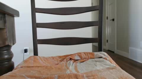 Snapshot of lickitslow19 chatting on March 13, 2026, 5:41 pm lickitslow19 online show from March 13, 2026, 5:41 pm