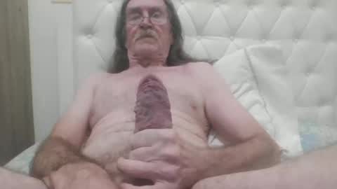 lickittostickit online show from January 20, 2025, 3:04 am