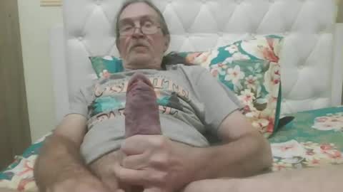 lickittostickit online show from January 24, 2025, 4:16 am