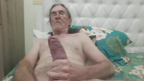lickittostickit online show from February 14, 2025, 7:28 am
