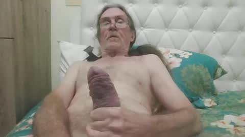 lickittostickit online show from February 14, 2025, 11:42 am