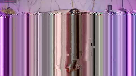 lickpink1_ online show from May 1, 2026, 4:17 am