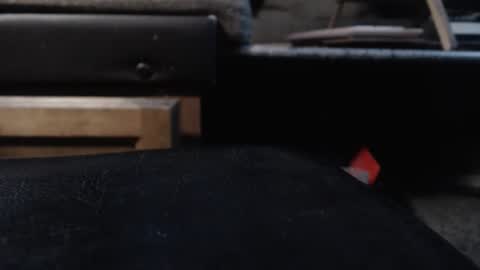 lickurlipz1 online show from October 20, 2025, 11:10 am