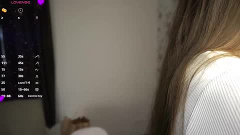 Snapshot of liersery chatting on October 6, 2025, 6:11 am Georgina online show from October 6, 2025, 6:11 am