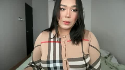 Maxine online show from July 24, 2026, 12:19 am