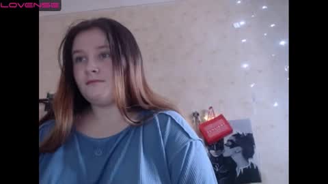 Snapshot of light_lunaa chatting on December 25, 2024, 7:14 am light_lunaa online show from December 25, 2024, 7:14 am