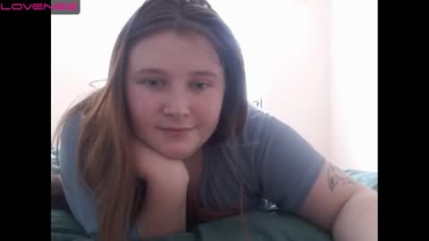 Snapshot of light_lunaa chatting on January 5, 2025, 8:22 am light_lunaa online show from January 5, 2025, 8:22 am
