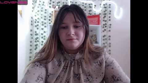 Snapshot of light_lunaa chatting on January 13, 2025, 6:16 am light_lunaa online show from January 13, 2025, 6:16 am