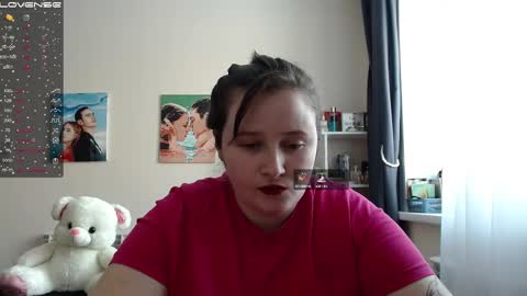 Snapshot of light_lunaa chatting on February 14, 2025, 10:17 am light_lunaa online show from February 14, 2025, 10:17 am