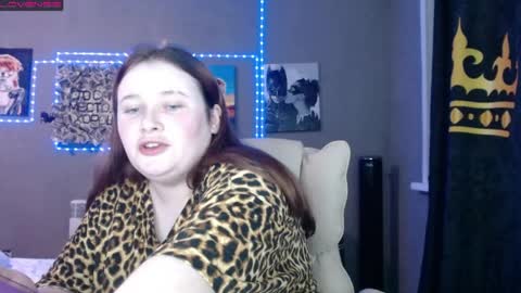 light_lunaa online show from June 1, 2026, 4:52 pm