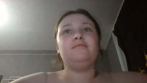 light_lunaa online show from June 12, 2026, 4:28 pm