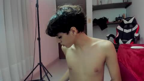 lightboy0 online show from September 28, 2025, 2:22 pm