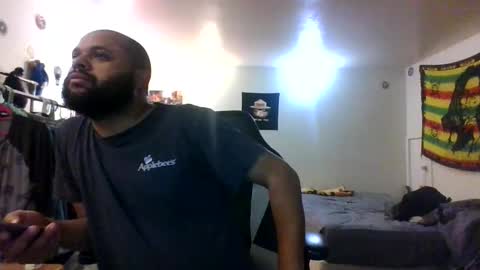 Snapshot of lightskinned666 chatting on November 2, 2025, 2:41 pm lightskinned666 online show from November 2, 2025, 2:41 pm