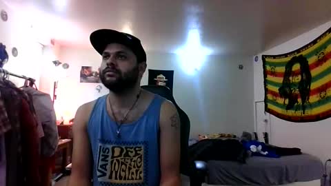 Snapshot of lightskinned666 chatting on December 22, 2025, 7:00 pm lightskinned666 online show from December 22, 2025, 7:00 pm