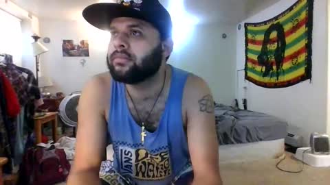 Snapshot of lightskinned666 chatting on January 8, 2026, 6:43 pm lightskinned666 online show from January 8, 2026, 6:43 pm