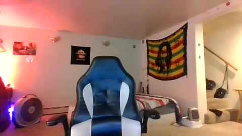 lightskinned666 online show from May 8, 2026, 5:07 pm