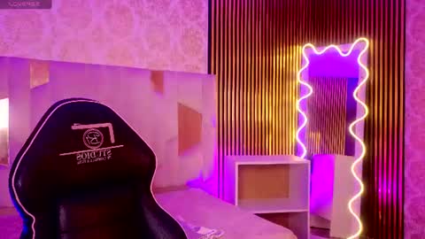 Snapshot of lihian_tay chatting on July 8, 2026, 12:31 pm LIHIAN online show from July 8, 2026, 12:31 pm