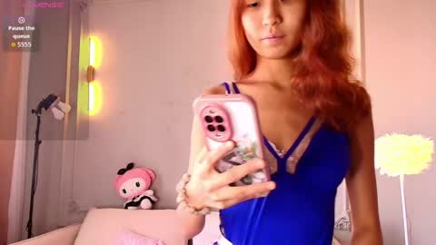 Lihn Pham online show from March 30, 2026, 3:29 am