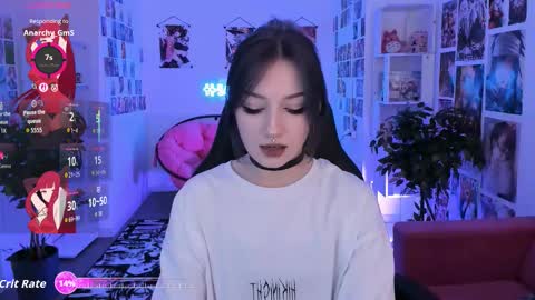 LiLu online show from October 19, 2025, 4:07 pm