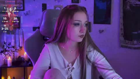Snapshot of lii_luu chatting on July 7, 2026, 10:25 pm LiLu online show from July 7, 2026, 10:25 pm