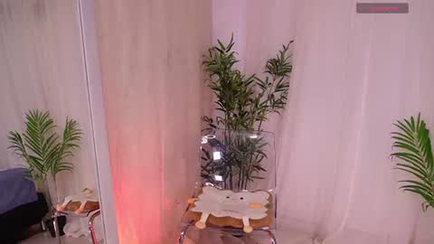Lia Sweet online show from June 17, 2026, 4:19 pm