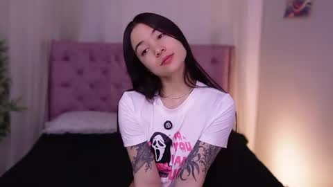 Lia Sweet online show from June 26, 2026, 3:05 pm