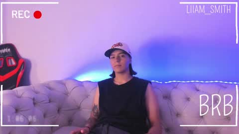 liiam_smith_ online show from January 8, 2025, 2:56 pm